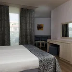 Slavey - Hotel