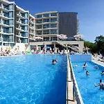 Slavey - 4* Golden Sands