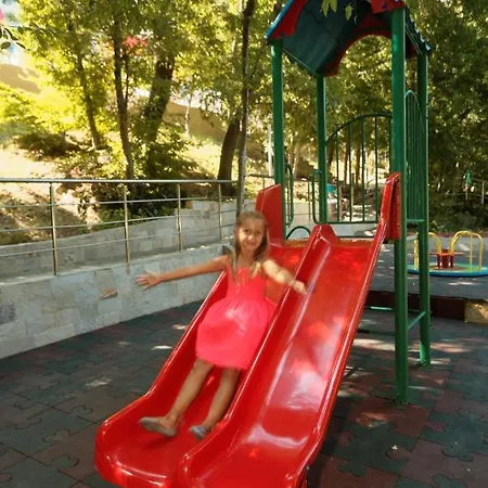 Slavey Złote Piaski