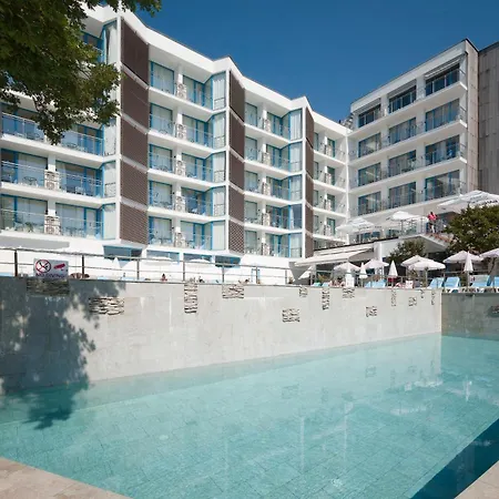 Slavey Hotel