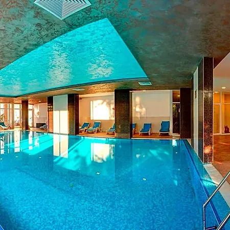Slavey Hotel Sables d'or