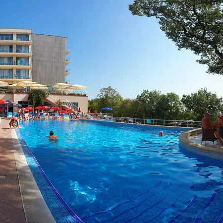 Slavey Hotel 4*